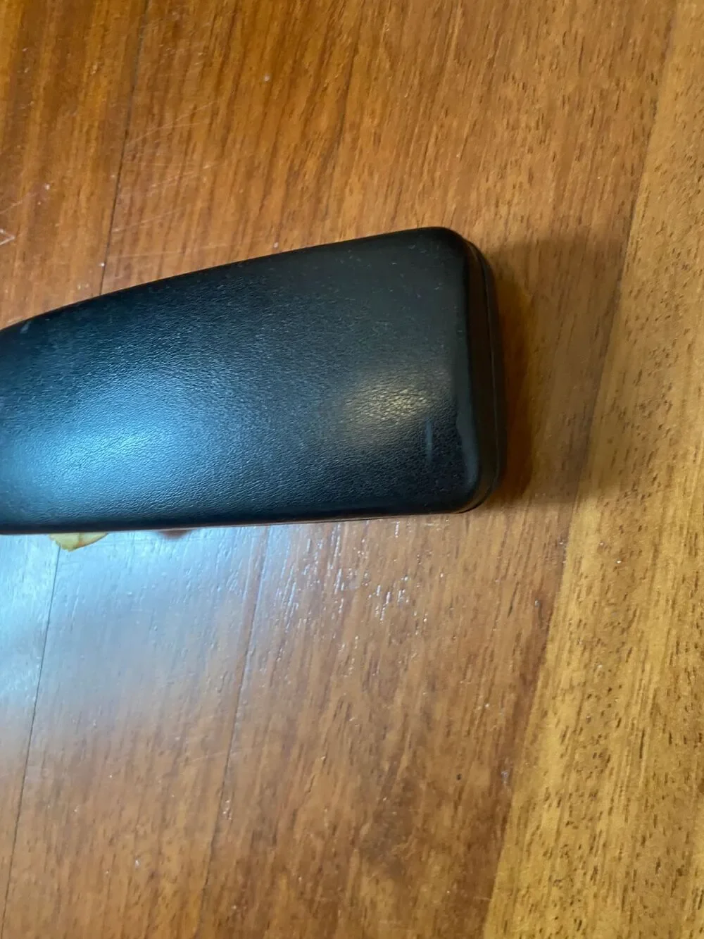 Unbranded case glasses